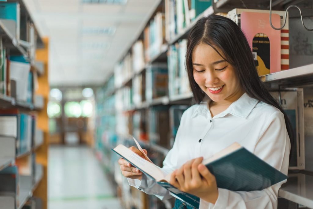 student preparing to apply to the International Baccalaureate Program